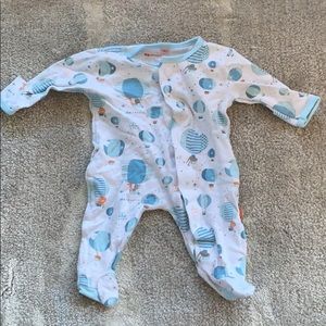 Magnificent me magnetic newborn footie